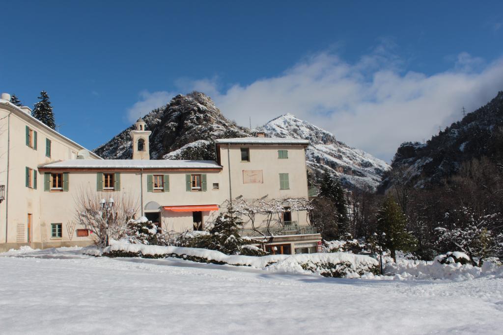 Le Prieure Hotel Saint-Dalmas-de-Tende Exterior photo