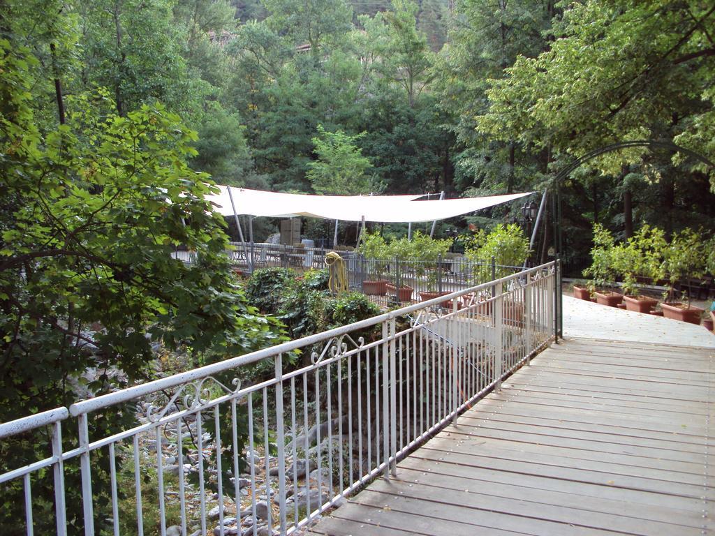 Le Prieure Hotel Saint-Dalmas-de-Tende Exterior photo